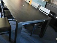 Tafel + 6 stoelen