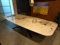 Tafel cattelan