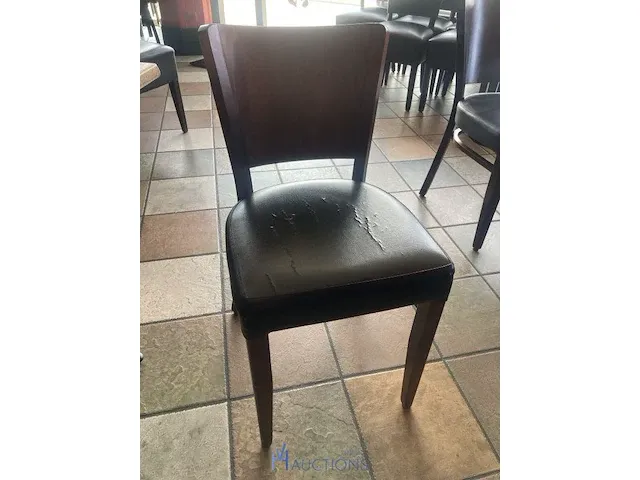Tafel compleet met 4 stoelen - afbeelding 4 van  4