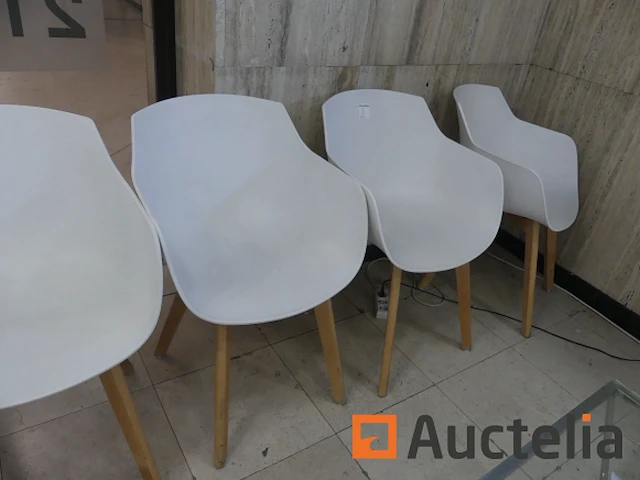 Tafel en 4 stoelen - afbeelding 5 van  5