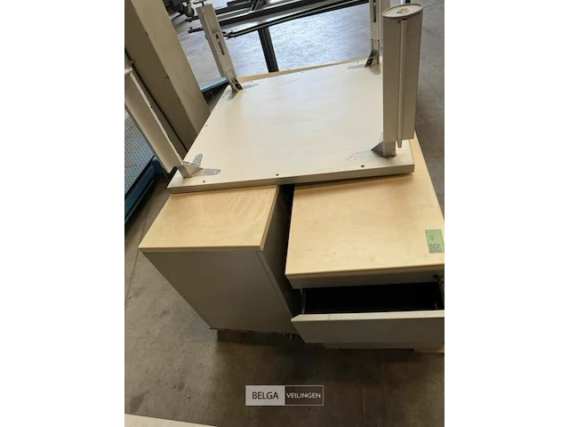 Tafel en 4x ladenblok - afbeelding 4 van  4