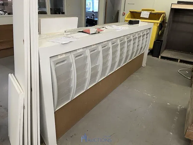 Tafel en zitbanken - afbeelding 3 van  3