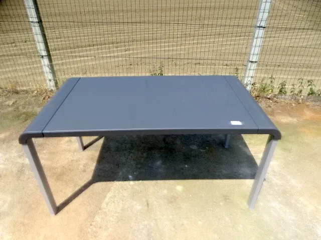 Tafel kunststof grijs - afbeelding 2 van  3