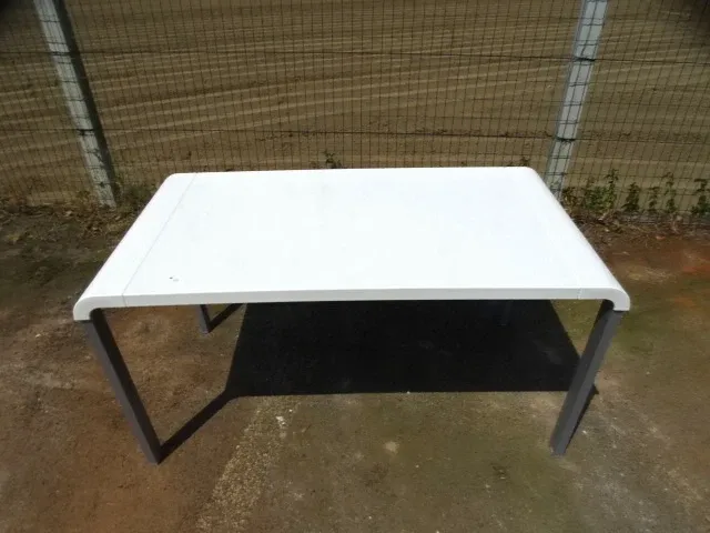 Tafel kunststof wit - afbeelding 2 van  3