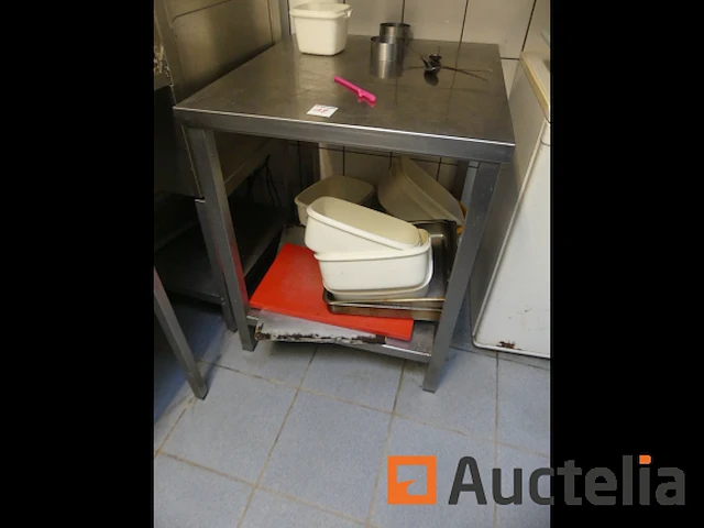 Tafel met 2 rvs plateaus - afbeelding 2 van  2