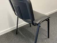 Tafel met 4 stoelen - afbeelding 3 van  3