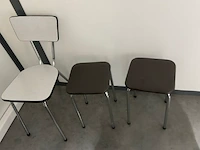 Tafel met 4 stoelen - afbeelding 4 van  4