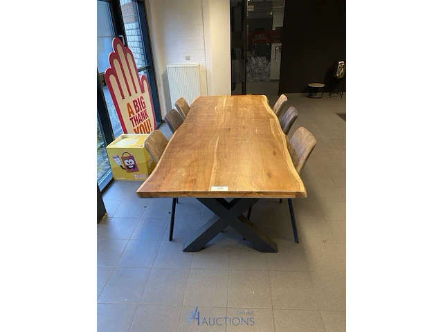 Tafel met 6 stoelen - afbeelding 2 van  6