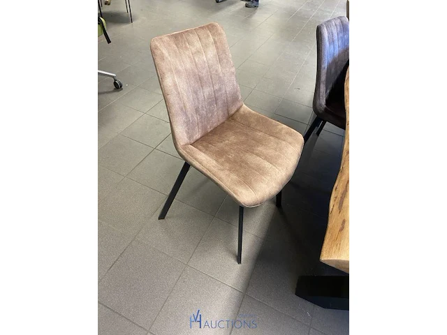Tafel met 6 stoelen - afbeelding 5 van  6