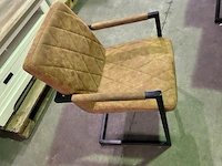 Tafel met 6 stoelen - afbeelding 5 van  7