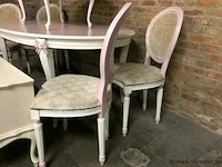 Tafel met 6 stoelen - afbeelding 1 van  1
