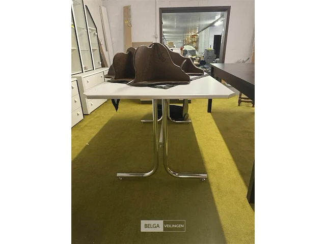 Tafel met chromé onderstel l160xb80xh74 cm - afbeelding 1 van  2