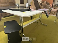 Tafel met chromé onderstel l160xb80xh74 cm - afbeelding 2 van  2