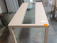 Tafel met glas - afbeelding 3 van  3