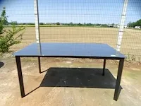 Tafel met glazenblad - afbeelding 1 van  3