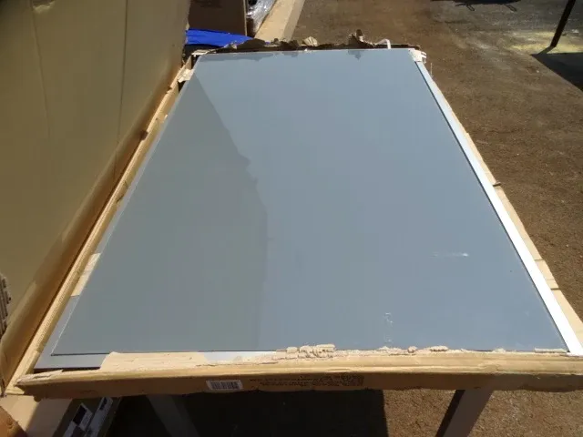 Tafel met glazenblad - afbeelding 3 van  4