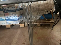 Tafel met melkglas - afbeelding 2 van  4