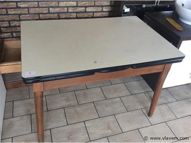 Tafel met schuif - afbeelding 1 van  2
