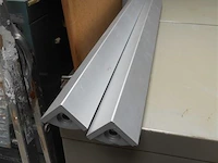 Tafel metaal - afbeelding 1 van  4