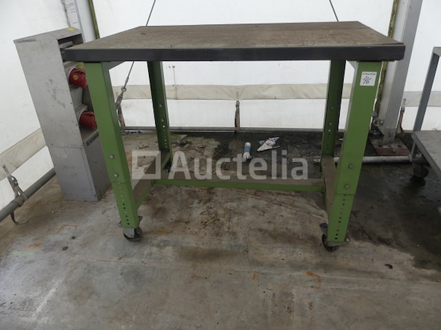 Tafel op wielen - afbeelding 2 van  4