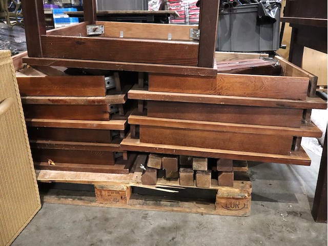 Tafel (plm 9) - afbeelding 2 van  4