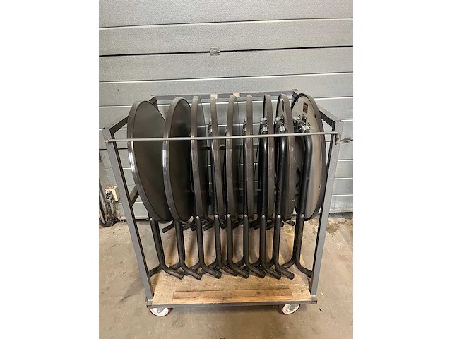 Tafel rond 70cm (9x) - afbeelding 1 van  1