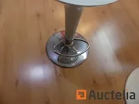 Tafel ronde en 4 krukken - afbeelding 2 van  6