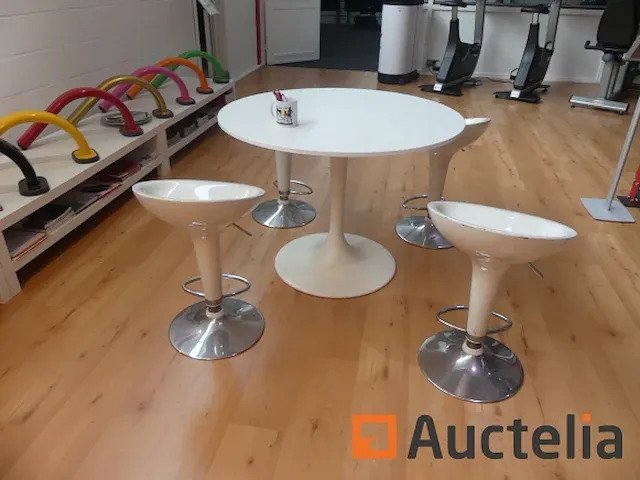 Tafel ronde en 4 krukken - afbeelding 6 van  6