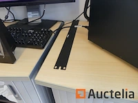 Tafel, stoelen, kasten - afbeelding 6 van  7