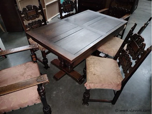 Tafel, stoelen - afbeelding 1 van  1