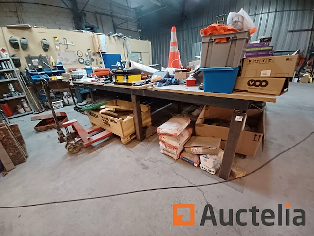 Tafel van werkplaats - afbeelding 2 van  3