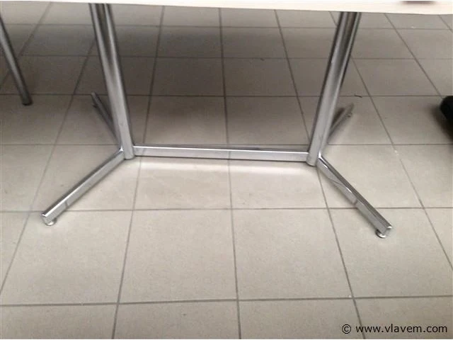 Tafel vintage - afbeelding 2 van  2
