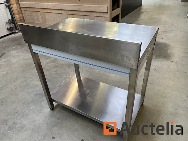 Tafel voorbereiding roestvrij staal - afbeelding 4 van  4