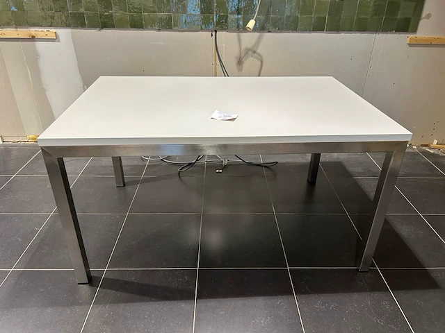 Tafel - afbeelding 1 van  5