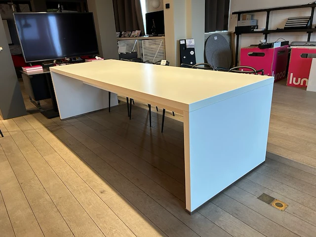 Tafel - afbeelding 1 van  3