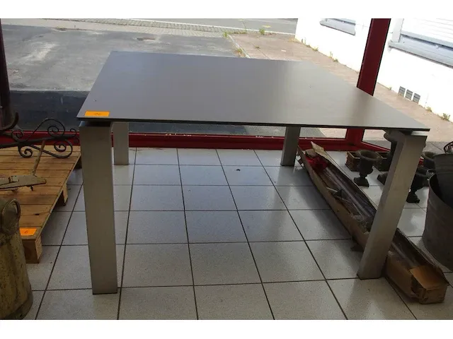Tafel - afbeelding 1 van  1