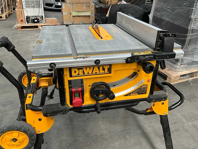Tafelcirkelzaagmachine dewalt - afbeelding 9 van  15