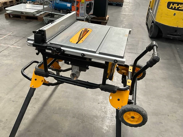 Tafelcirkelzaagmachine dewalt - afbeelding 12 van  15