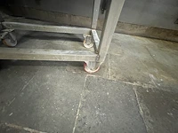 Tafelje op wielen