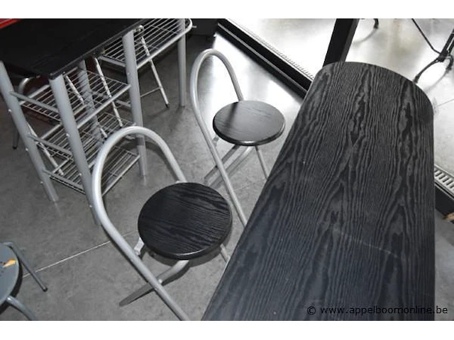 Tafeltje met 2 stoelen - afbeelding 2 van  2