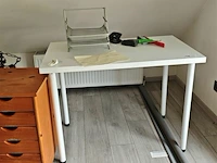 Tafeltje met ladenkastje - afbeelding 3 van  4