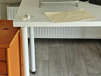 Tafeltje met ladenkastje - afbeelding 4 van  4