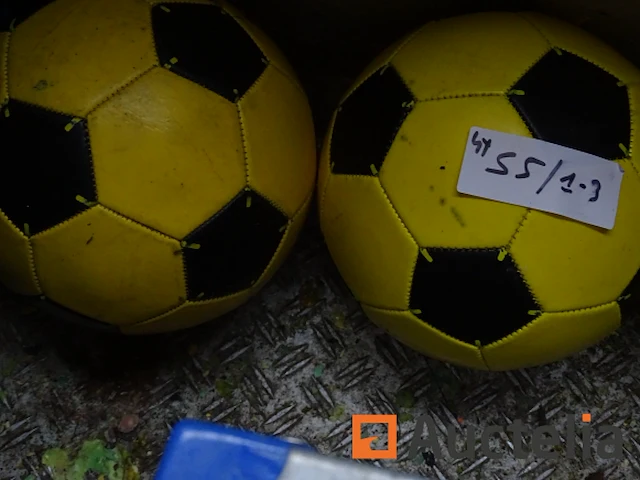 Tafelvoetbal + zeildoek, 4 ballen, inflator - afbeelding 2 van  18