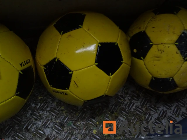 Tafelvoetbal + zeildoek, 4 ballen, inflator - afbeelding 4 van  18