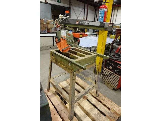 Tafelzaagmachine dewalt - afbeelding 3 van  7