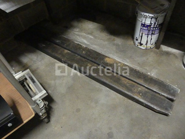 Tailift fd 25 vorkheftruck - afbeelding 11 van  15