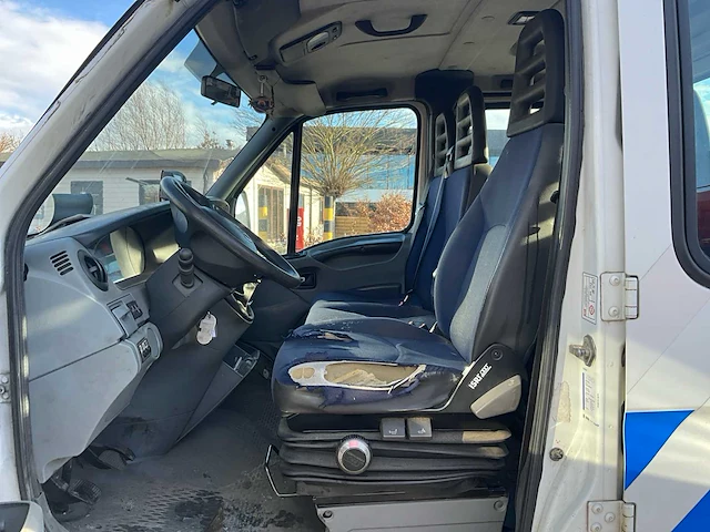 Takelwagen iveco daily 65c/d - afbeelding 5 van  35