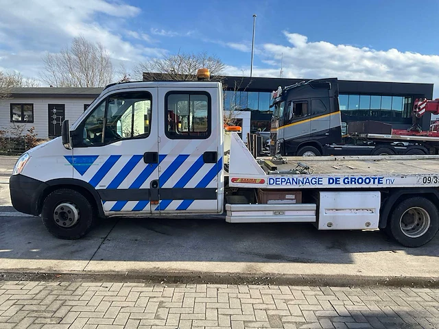 Takelwagen iveco daily 65c/d - afbeelding 31 van  35