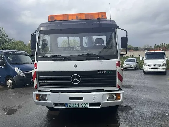 Takelwagen mercedes ecoliner met schuifplateau en laadkraan - 1997 - afbeelding 2 van  35