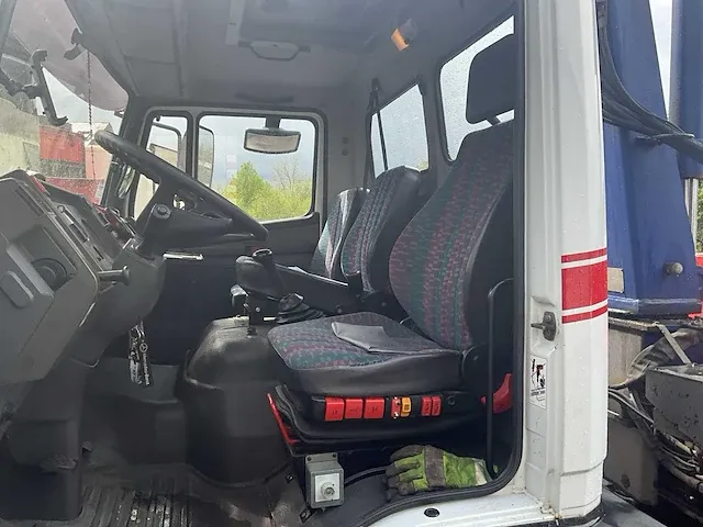 Takelwagen mercedes ecoliner met schuifplateau en laadkraan - 1997 - afbeelding 5 van  35